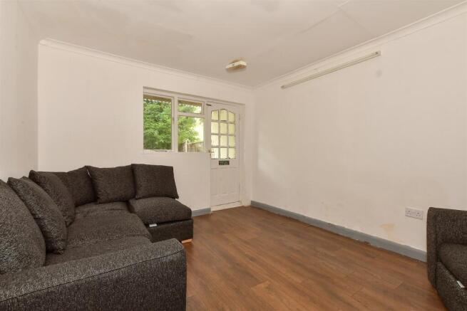 Lounge/ Bedroom