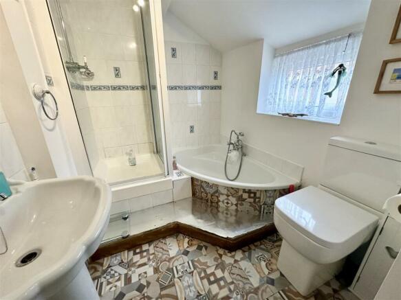 bathroom.JPEG