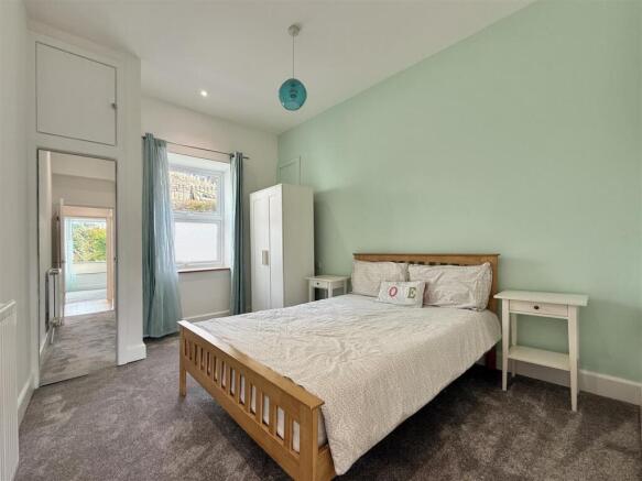 Bedroom  2.jpeg