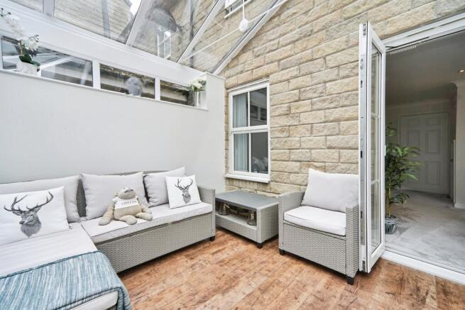 3 bed Mews for sale Image 8