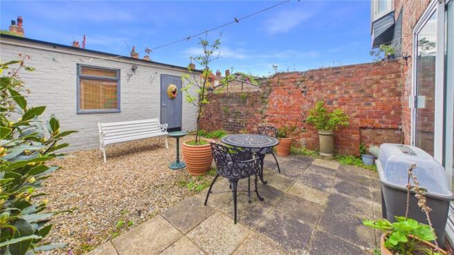 5 bed Terraced for sale Image 7