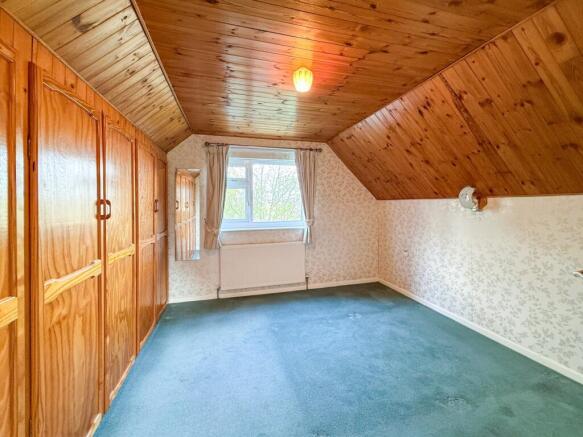 3 bed Link Detached House for sale Image 12