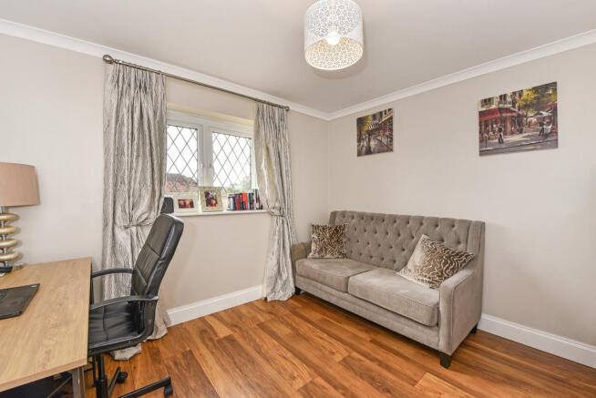 Bedroom/Study