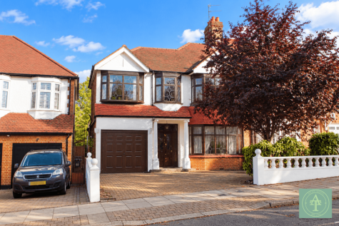 Wades Hill, Winchmore Hill, N21