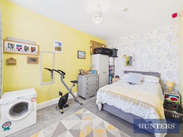 2 bed Apartment for sale Image 9
