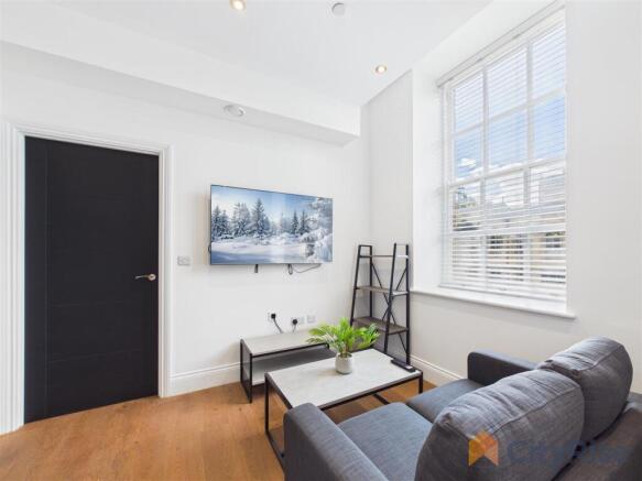 1 bed Apartment to rent Image 8
