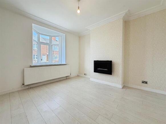 3 bed End of Terrace for sale Image 5