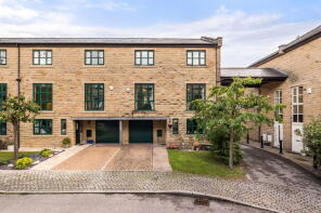 7, Whitehead Close, Oldham OL3 7PP