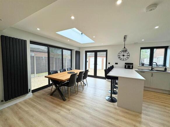 Open Plan kitchen Living Area