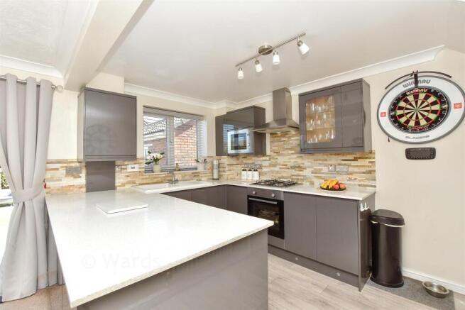 Kitchen/Dining Area