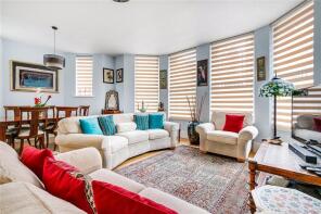 Flat 15, 27a, Nevern Square, London SW5 9TH