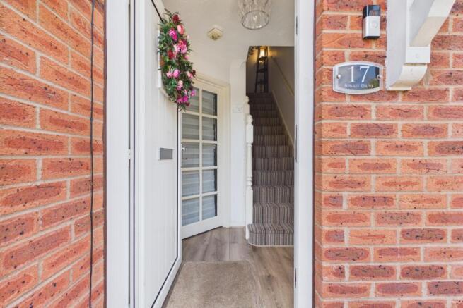 EweMove Spalding - Sorrel Drive - Hallway