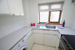 Flat 3, 89a Victoria Court, Queens Road, Watford WD17 2QR