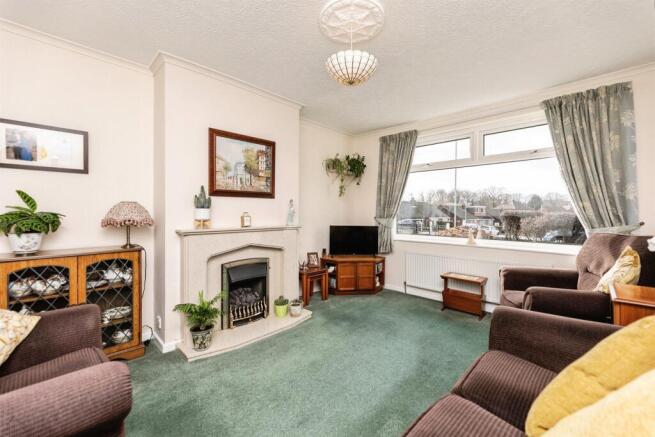 Kenilworth Avenue, Morley, Leeds photo 4