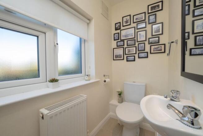 Cloakroom / WC