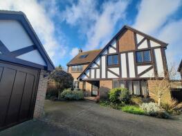 1, Clim Down, Kingsdown CT14 8EX