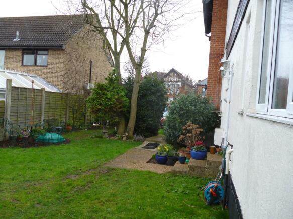 Photo 11