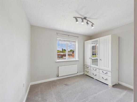 2 bed Terraced for sale Image 6