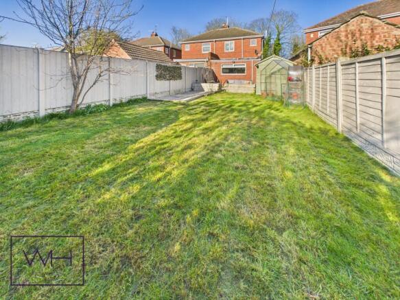 CAM04980G0-PR0125-ST