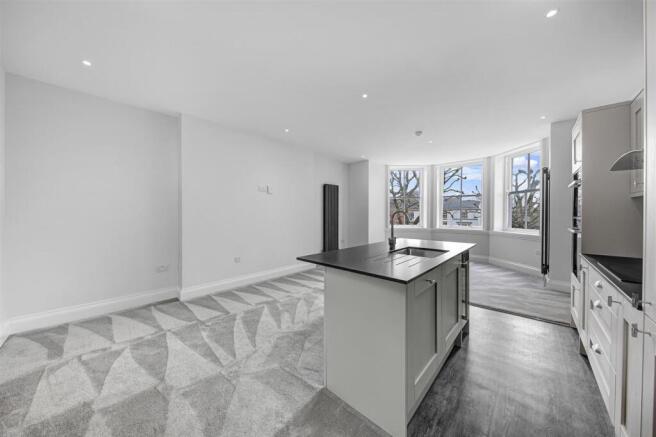 Kitchen Lounge Area