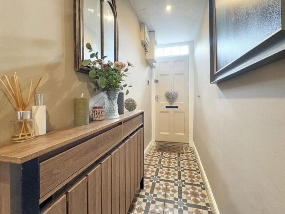 3 bed Terraced for sale Image 7