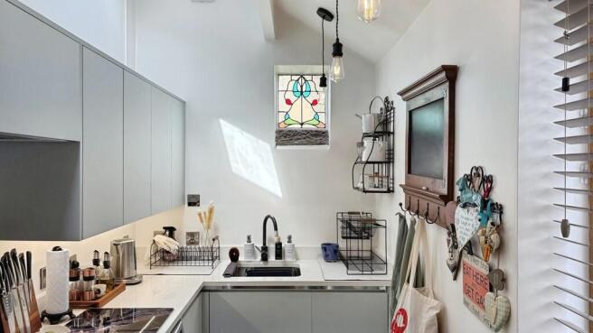 2 bed Cottage for sale Image 4
