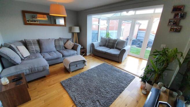 02.jpg