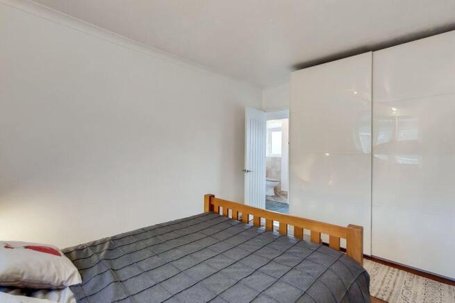 Bedroom 1 (Double)
