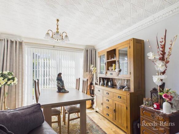 3 bed Detached for sale Image 4