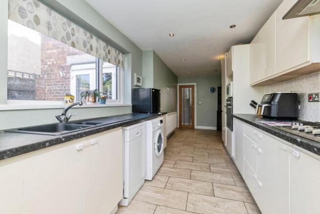 3 bed End of Terrace for sale Image 8