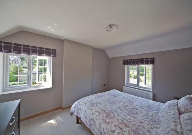 BEDROOM 2