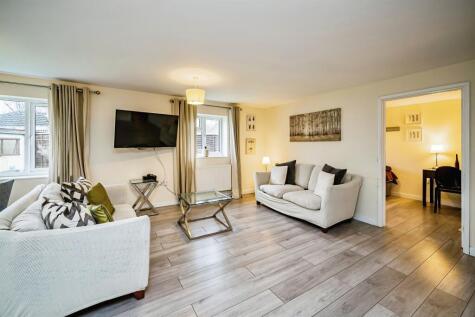Lowestoft Drive, Slough