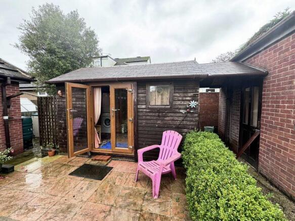 TIMBER OUTBUILDING