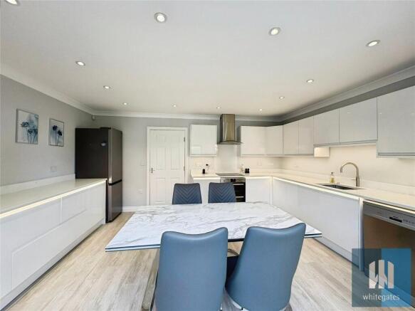 4 bed Terraced for sale Image 11