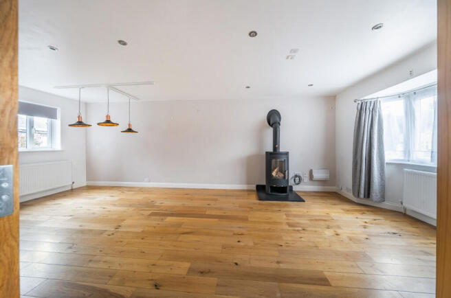 Sitting/Dining Room