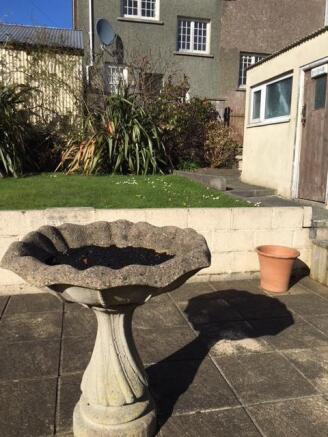 garden 1.jpg