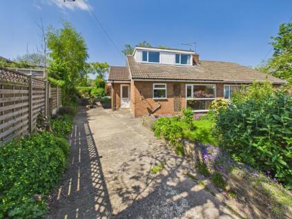 Hall Cliffe Crescent, Horbury, Wakefield, West Yorkshire, WF4