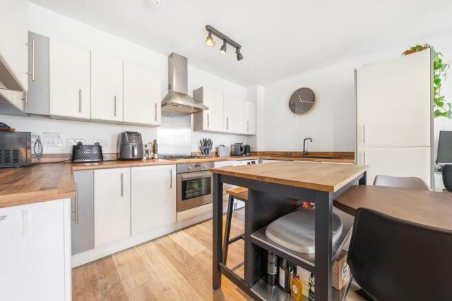 Kitchen.JPG