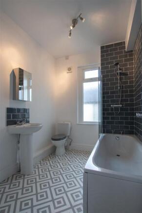 104a Splott Road-7.jpg