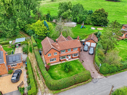Longford Lane, Longford, DE6