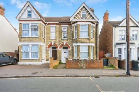 Hurst Grove, Bedford, Bedfordshire, MK40