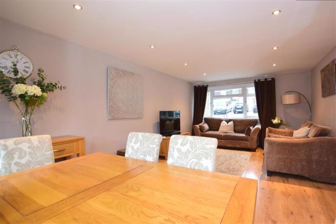 Lounge/Diner