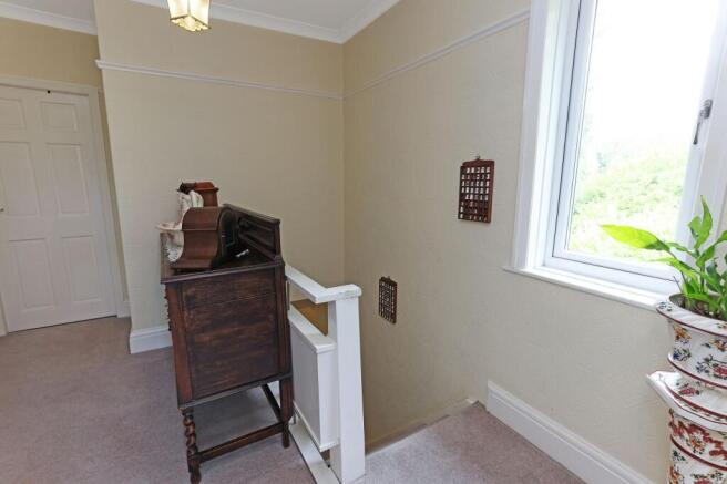 3 bed Semi-Detached for sale Image 8