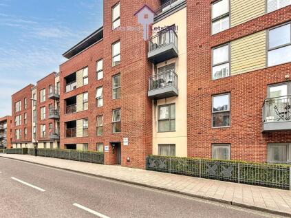 21 John Thornycroft Road, SO19
