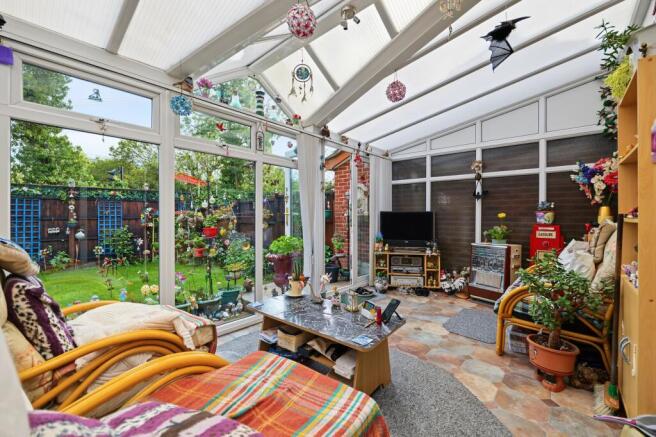 Ashurst Close, Longford, CV6 photo 4
