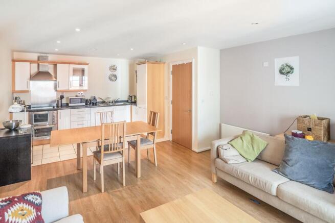 Lounge Kitchen