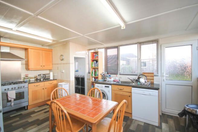 Kitchen Diner 3.JPG