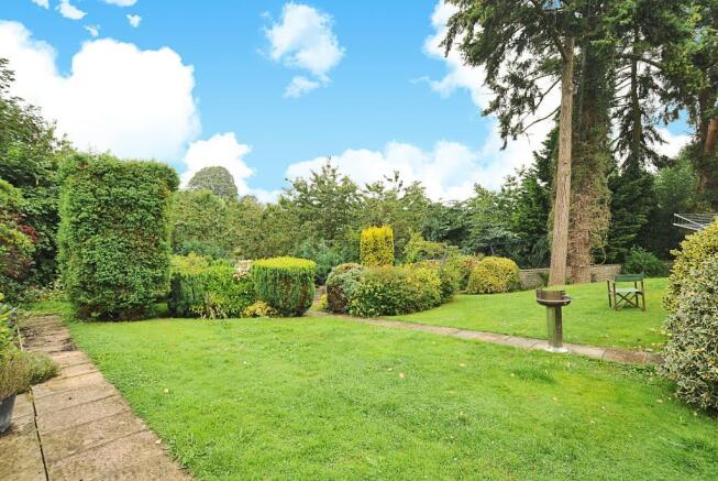 Good-sized Gardens