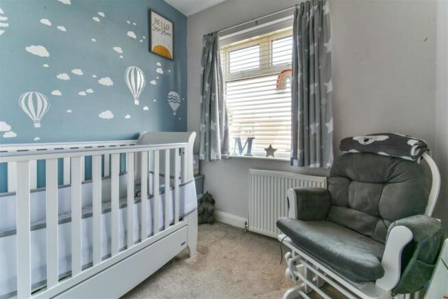 bedroom 3.JPG