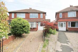7, Knowl Close, Manchester M34 2HW